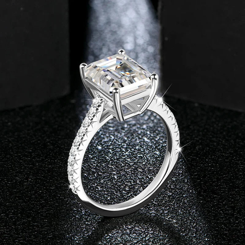 Elizabeth Jenkins Moissanite Ring - 3 Carat - Oxford Jewellery™