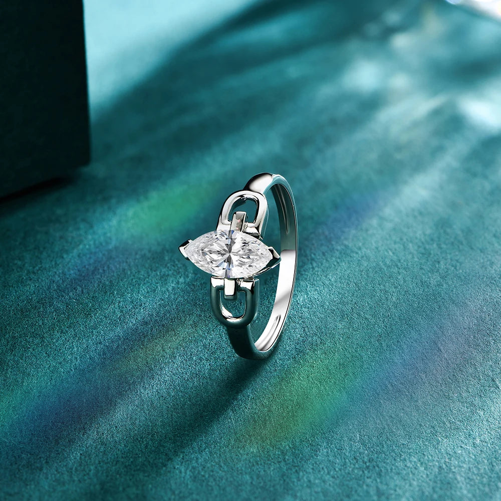 antonia white moissanite ring - 1 carat - oxford jewellery™