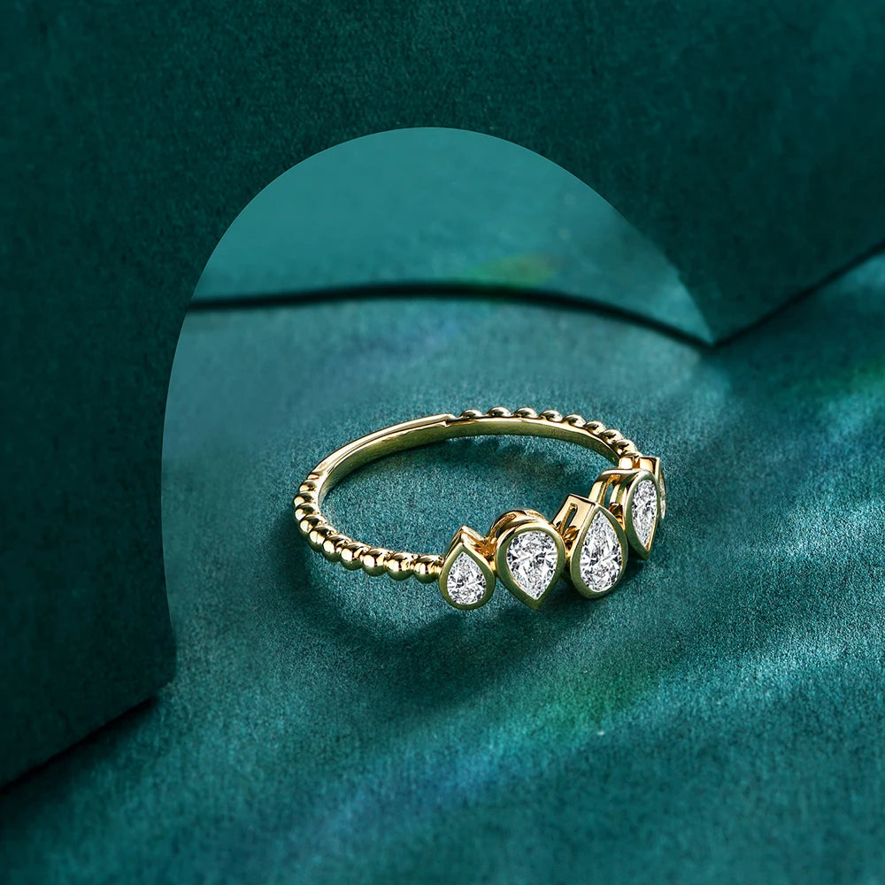 angela thirkell moissanite ring - 0.3 carat - oxford jewellery™