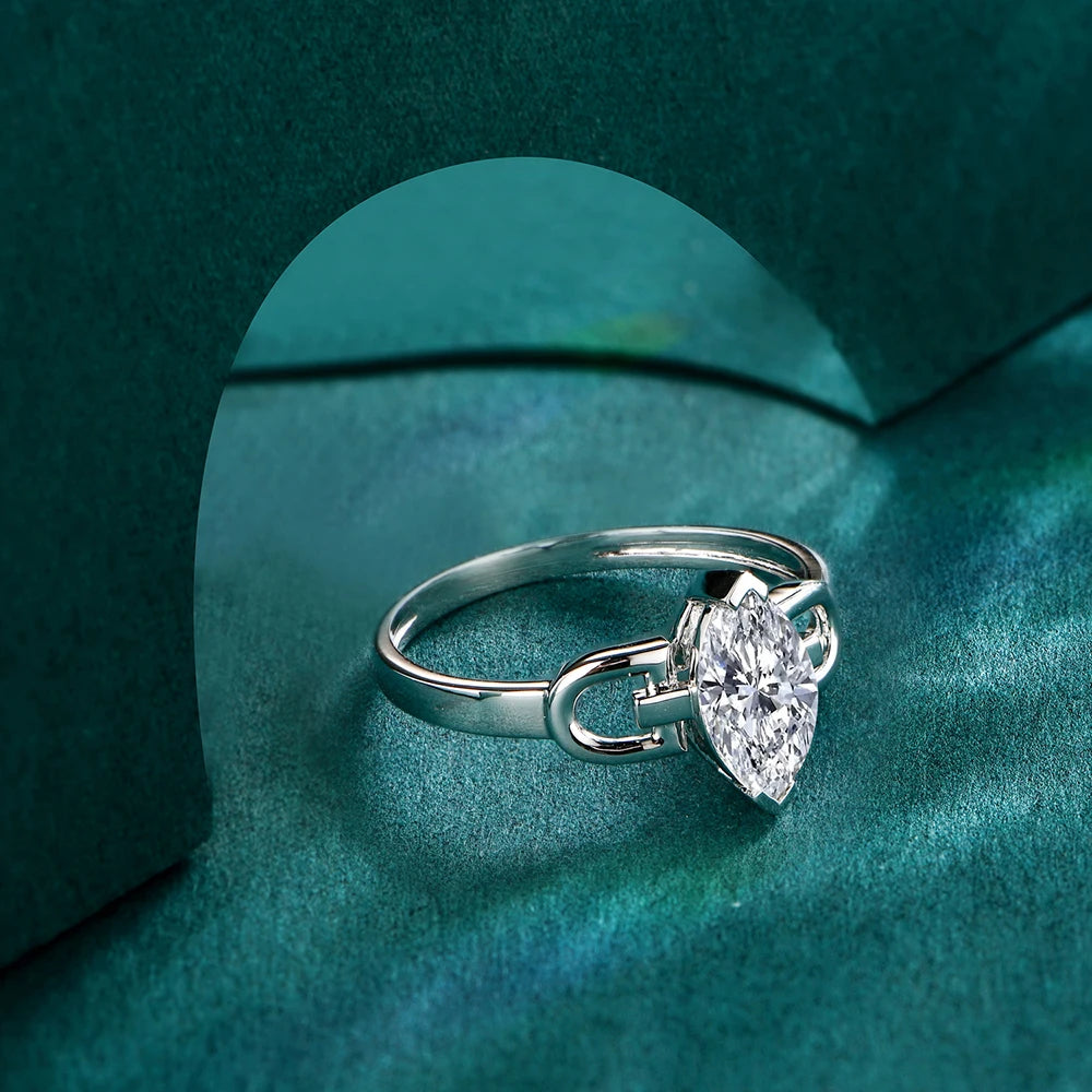 antonia white moissanite ring - 1 carat - oxford jewellery™